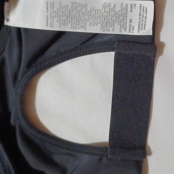 Nike Dri FIit Black sports bra - Picture 5 of 5